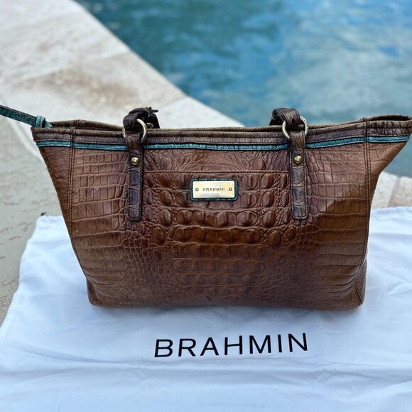 Brahmin Croc Embossed Leather Asher Handbag – Pecan – Classic Shoulder Purse - Picture 6 of 8